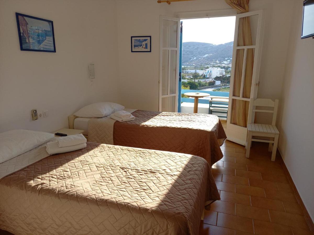 Golden Sun Aparthotel Иос Хора Екстериор снимка