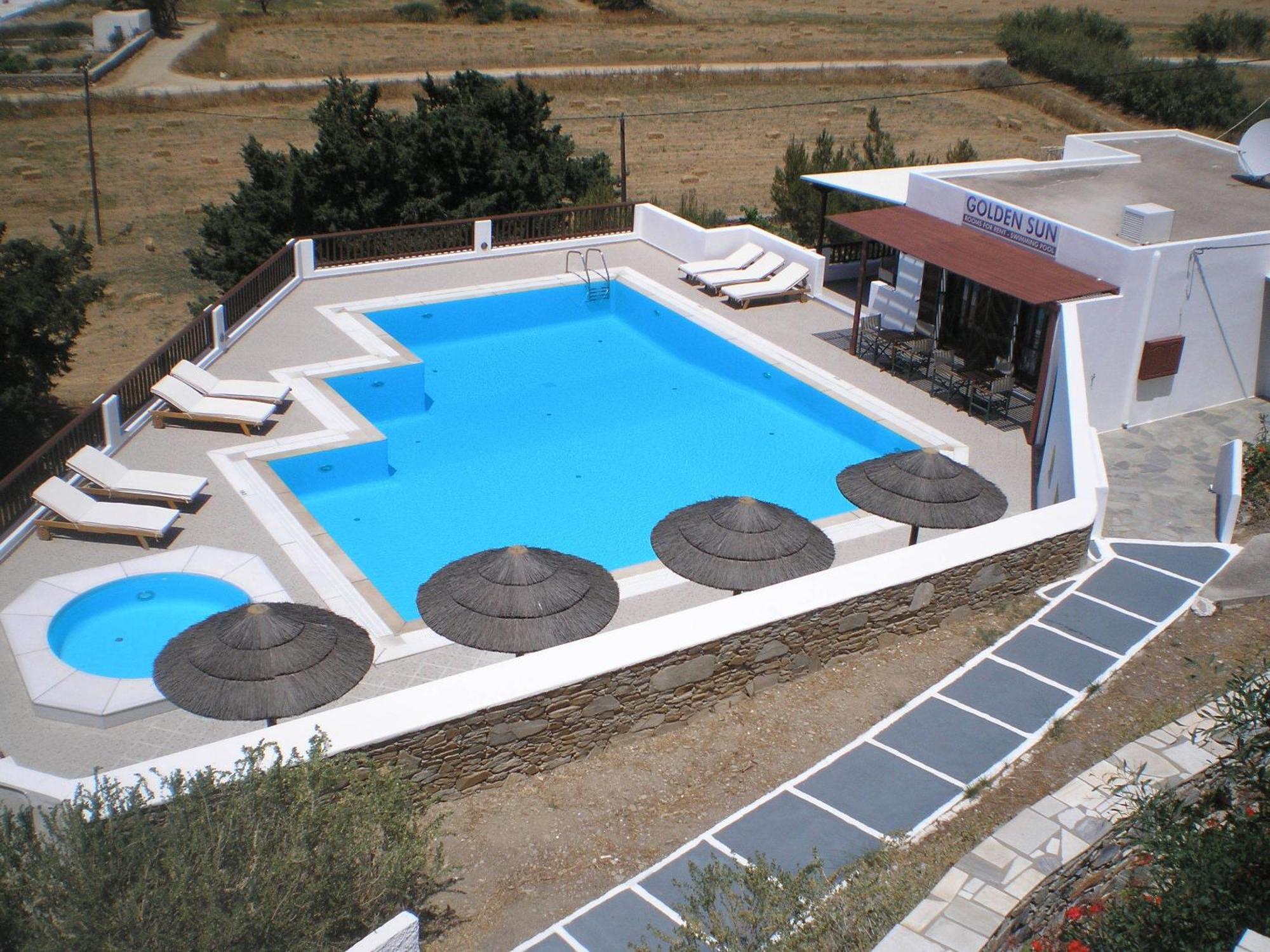 Golden Sun Aparthotel Иос Хора Екстериор снимка