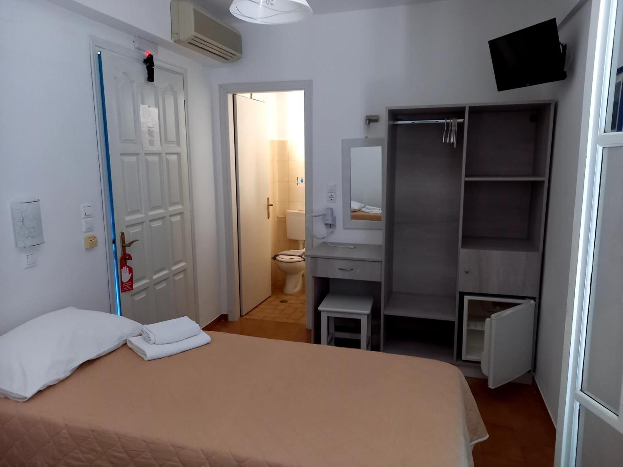 Golden Sun Aparthotel Иос Хора Екстериор снимка