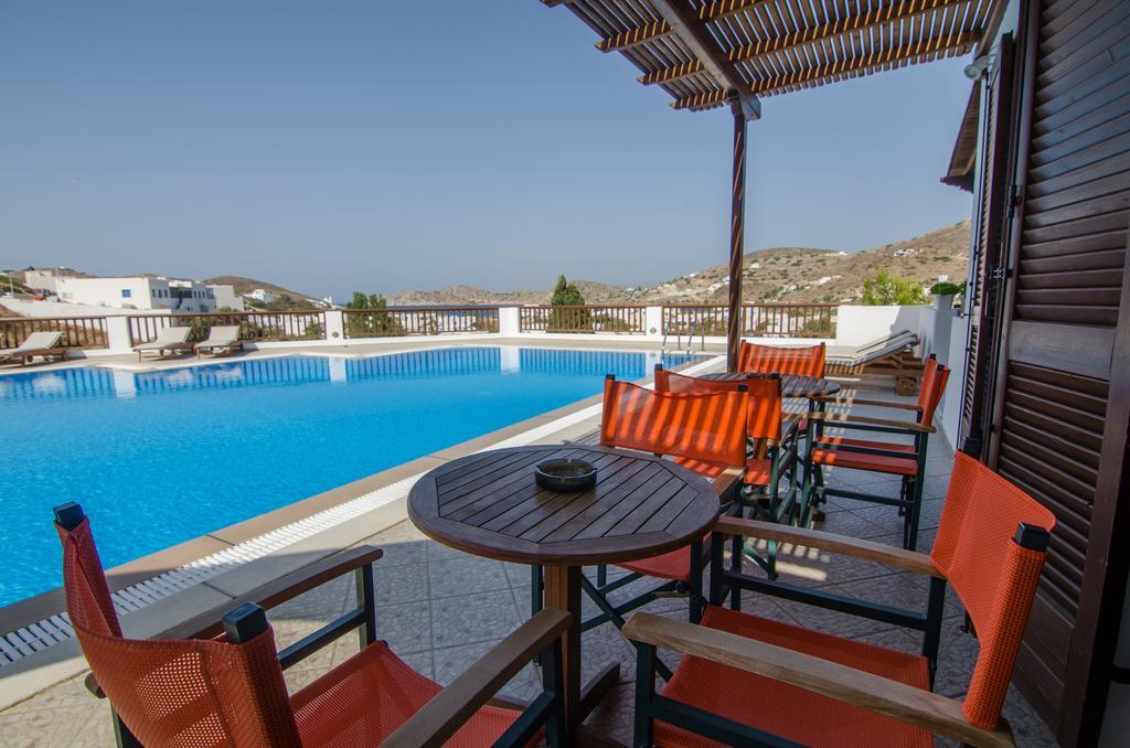 Golden Sun Aparthotel Иос Хора Екстериор снимка